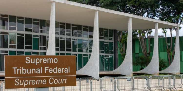 stf-mantem-fim-de-aposentadoria-compulsoria-para-juizes-condenados