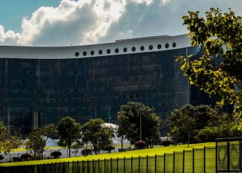 tse-renova-parceria-com-plataformas-para-combater-desinformacao