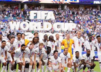 em-jogaco-de-dez-gols,-inglaterra-conquista-terceiro-lugar-da-copa