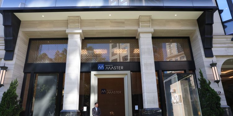 justica-do-rj-determina-bloqueio-de-contas-do-master-e-outras-empresas