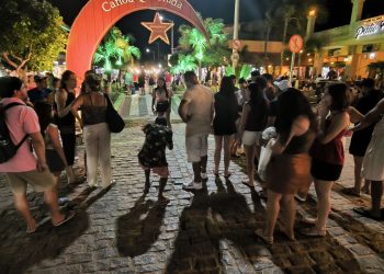 agosto-do-mar:-festival-de-gastronomia-movimenta-canoa-quebrada