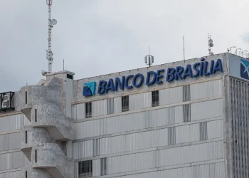 gdf-e-fazenda-terao-mais-tempo-para-negociar-emprestimo-para-brb