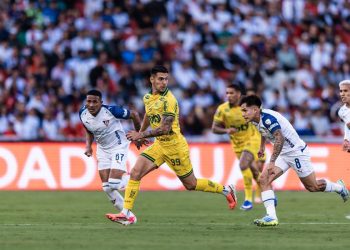 libertadores:-mirassol-cai-nos-penaltis-e-ldu-sera-rival-do-palmeiras