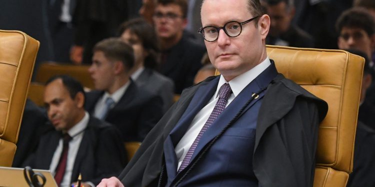 stf-julga-limites-de-acesso-a-dados-de-investigados-na-internet