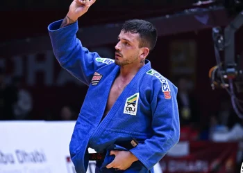 daniel-cargnin-e-ouro-no-grand-slam-de-lausanne-de-judo