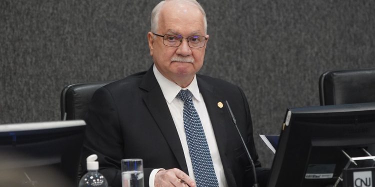 caso-master:-fachin-cobra-explicacoes-de-moraes,-mendonca,-pgr-e-pf