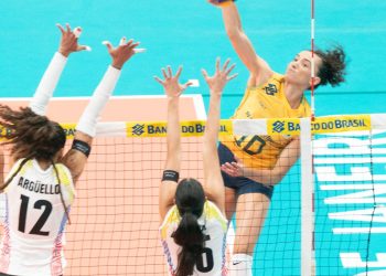 brasil-supera-venezuela-em-estreia-no-sul-americano-de-volei-feminino