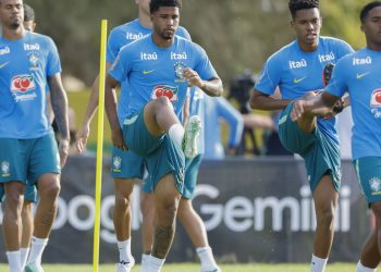 selecao:-ancelotii-comanda-1o-treino-com-grupo-completo-na-australia