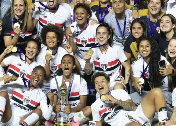 sao-paulo-segura-corinthians-e-e-campeao-brasileiro-pela-1a-vez