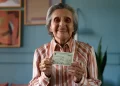 abstencao-de-eleitores-com-mais-de-70-anos-cai-10-pontos-percentuais